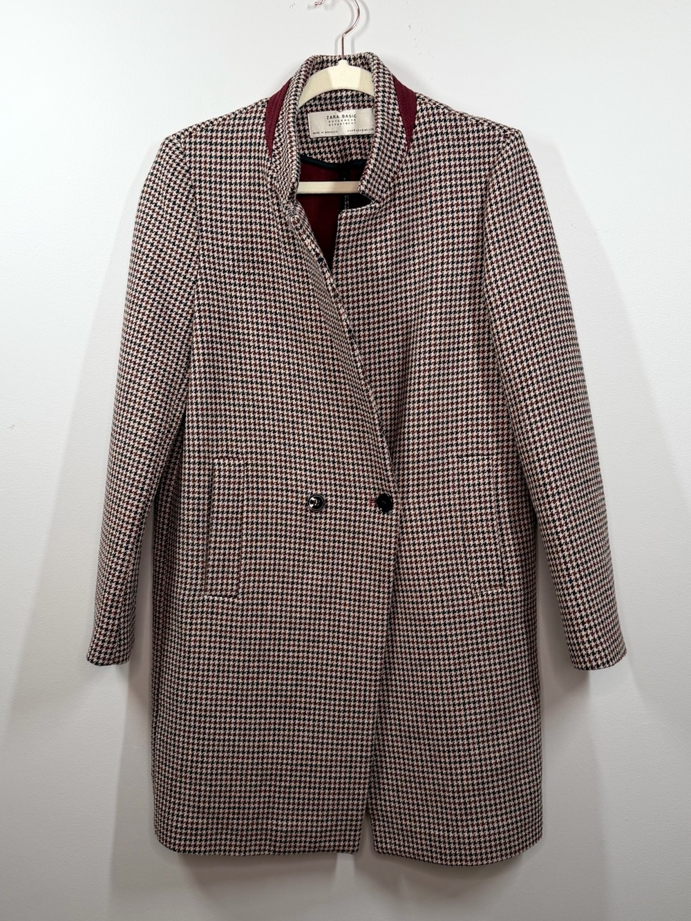 Zara Basic Heritage Houndstooth Overcoat Tweed High Neck Collar Burgundy Accent